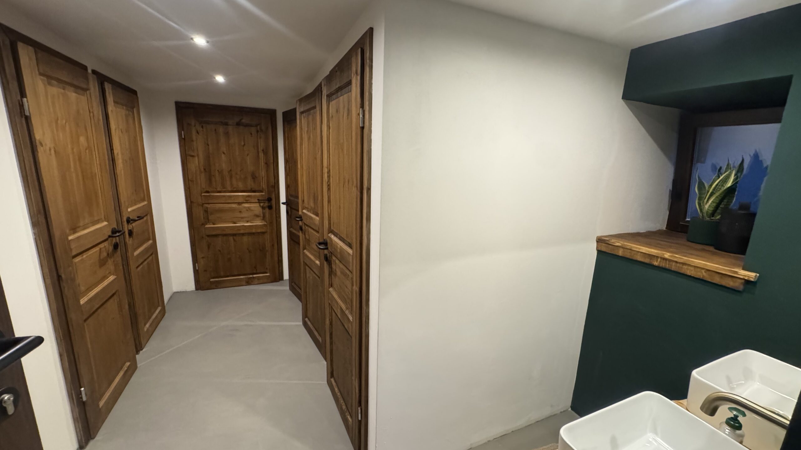 Macesen &mdash; Guesthouse bathroom