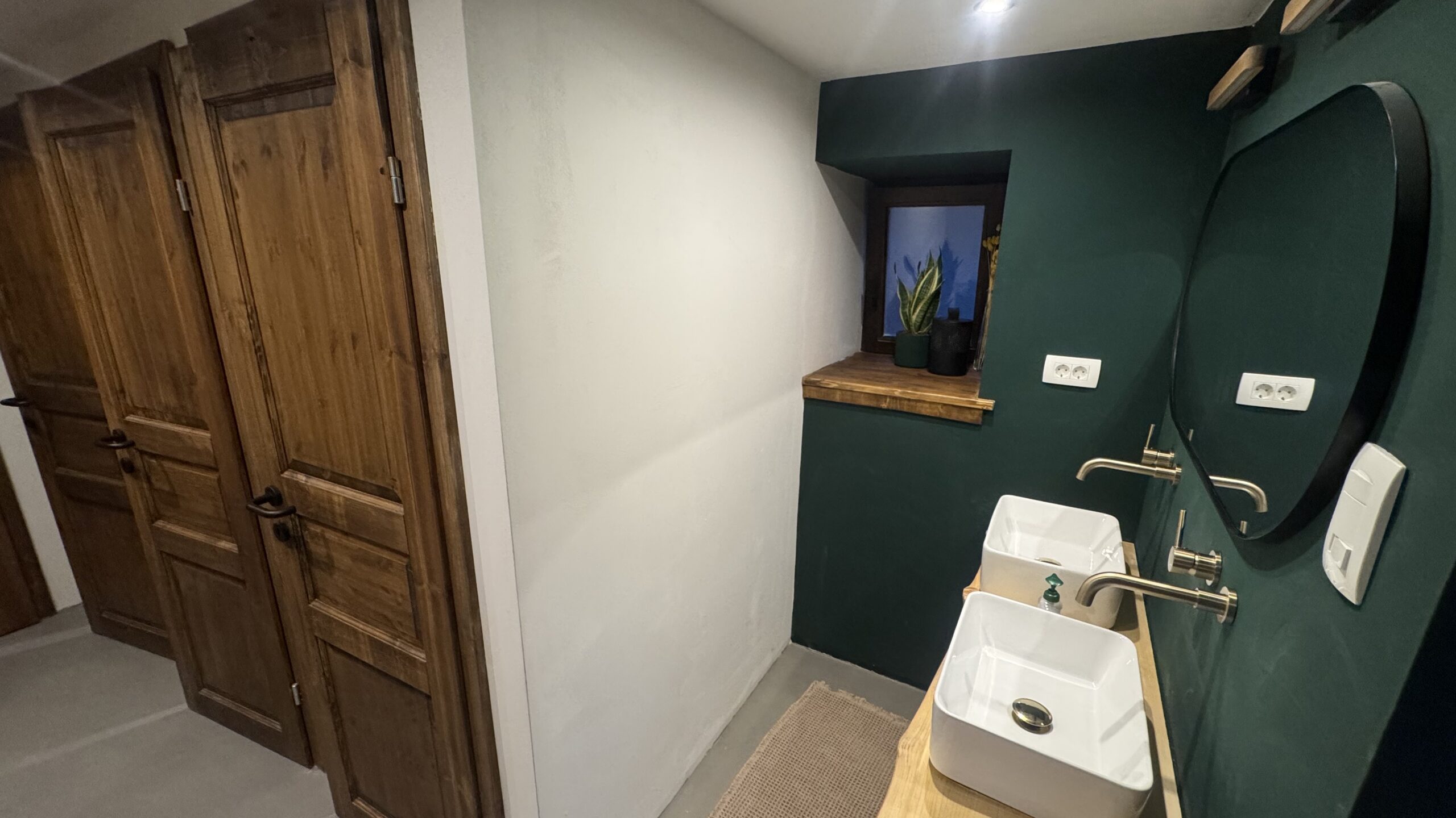 Macesen &mdash; Guesthouse bathroom